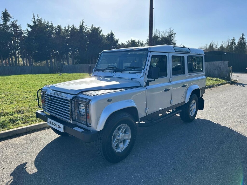 Land Rover Defender 110 2.5 Tdi Xs Station Wagon Mwb Silver