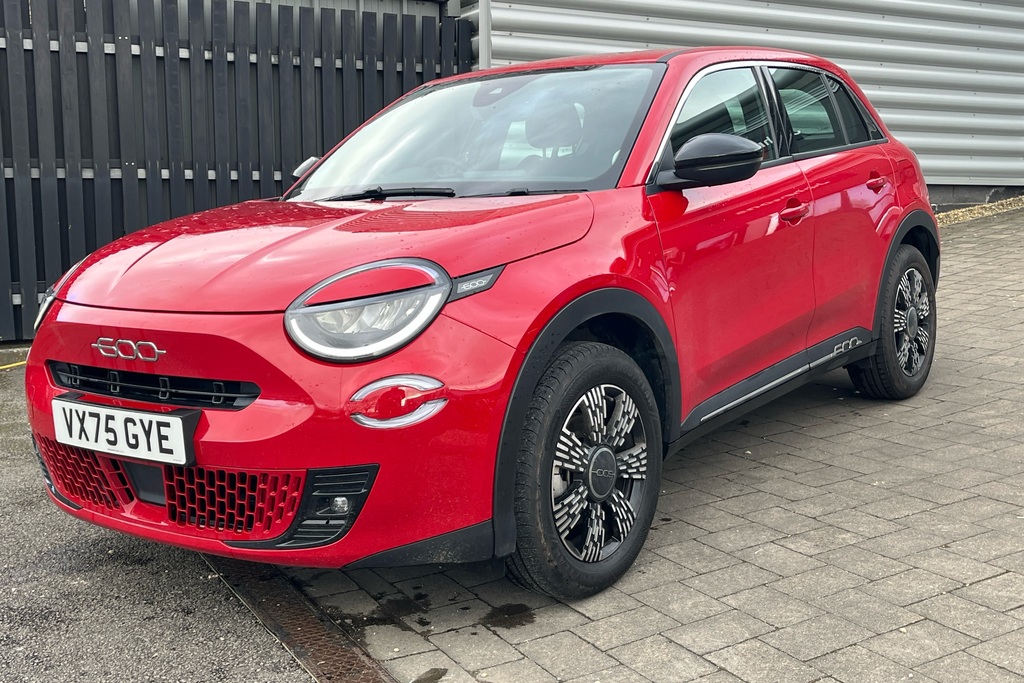 Fiat 600 1.2 Mhev E-dct Euro 6 Ss VX75GYE Red #6