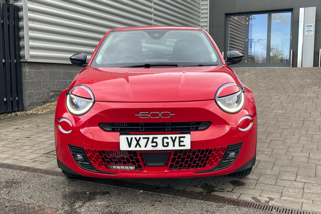 Fiat 600 1.2 Mhev E-dct Euro 6 Ss VX75GYE Red #3
