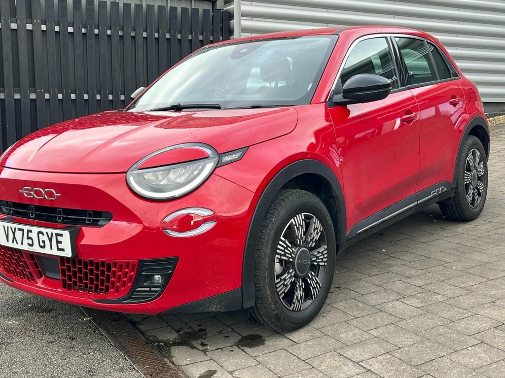 Fiat 600 1.2 Mhev E-dct Euro 6 Ss VX75GYE Red #5