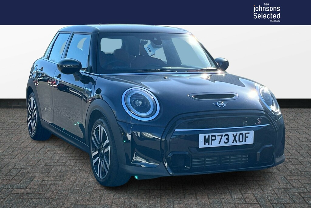Mini Hatch 2.0 Cooper S Exclusive Black