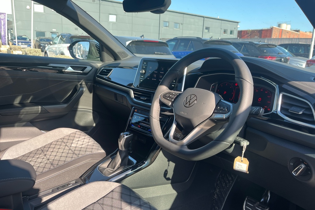 Volkswagen T-Roc 2.0 Tdi 150 Evo R-line Dsg Black #6