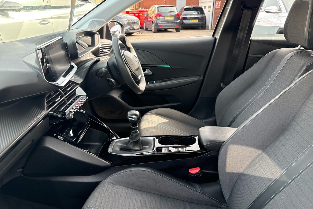 Peugeot 208 1.2 Puretech 100 Allure Premium BW72XPP Grey #6