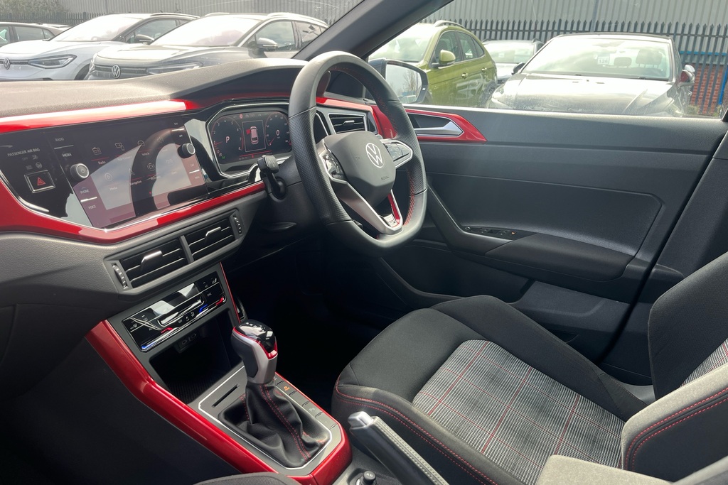 Volkswagen Polo 2.0 Tsi Gti Dsg DC23OPD Grey #2