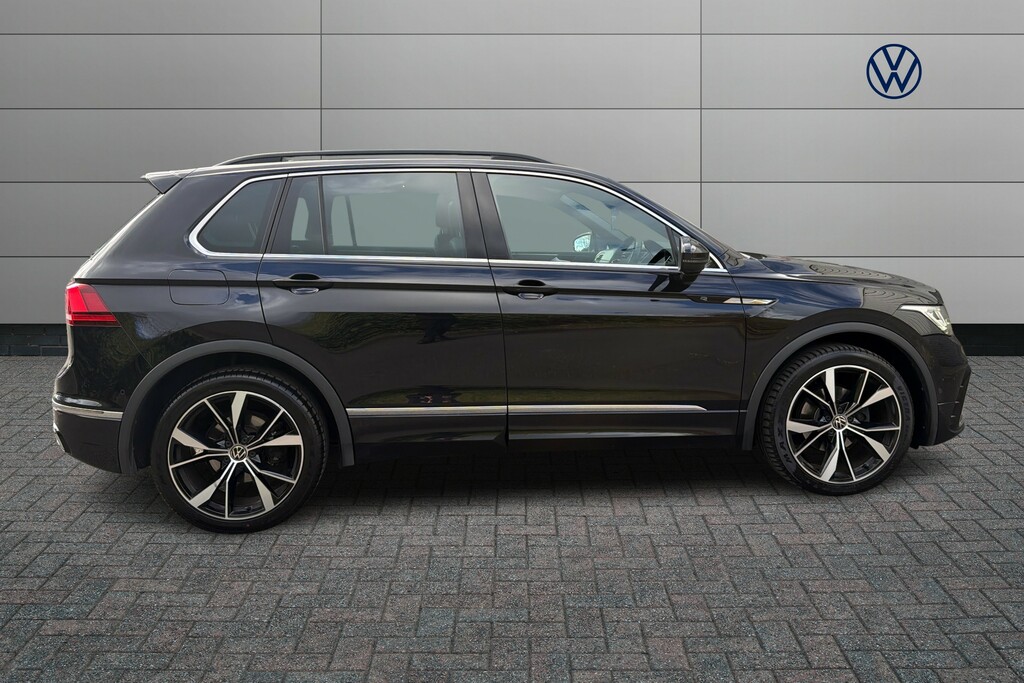 Volkswagen Tiguan 2.0 Tdi R-line Dsg DY72VUH Black #4
