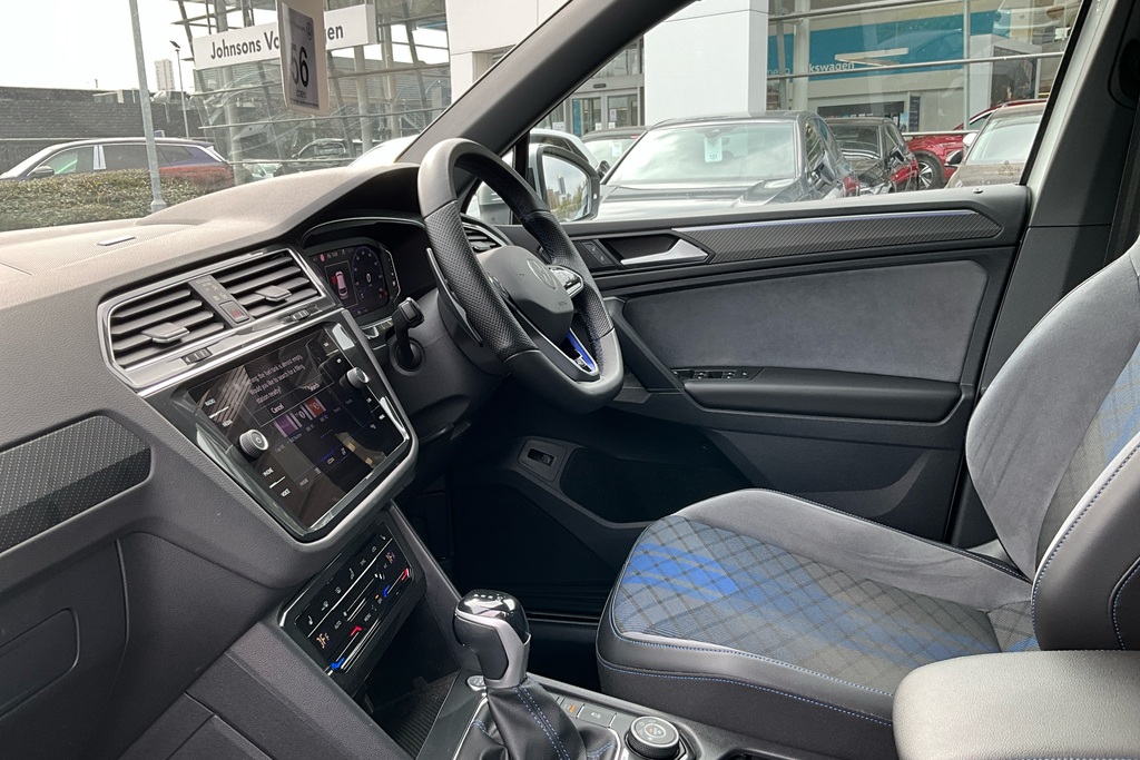 Volkswagen Tiguan 2.0 Tsi 320 4Motion R Dsg FG72XRZ White #2
