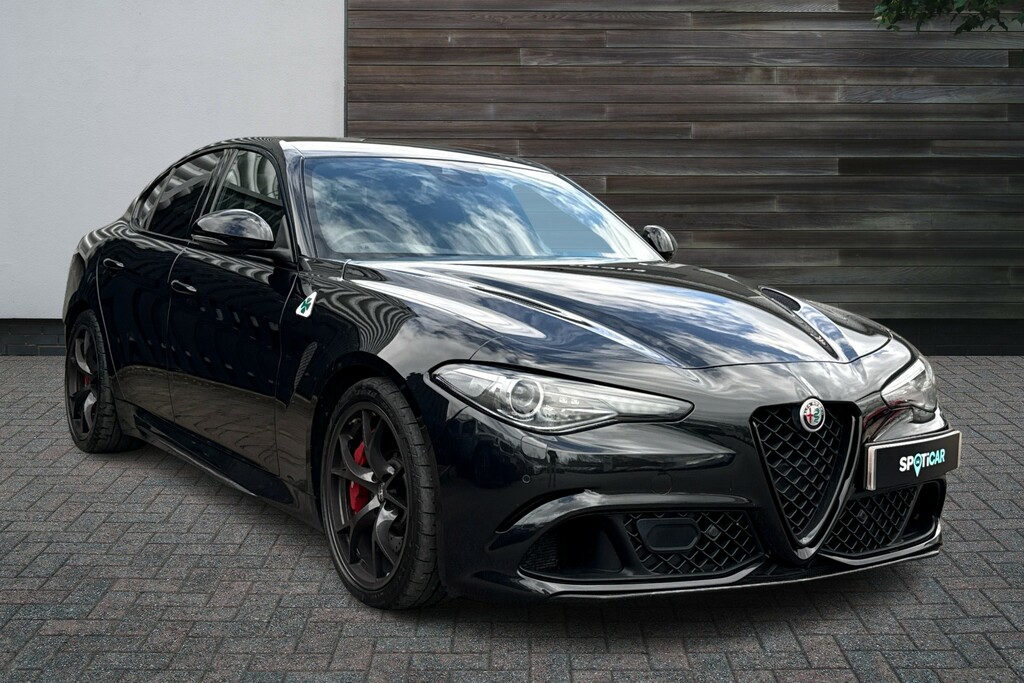 Alfa Romeo Giulia 2.9 V6 Bi-turbo Quadrifoglio Euro 6 Ss Black