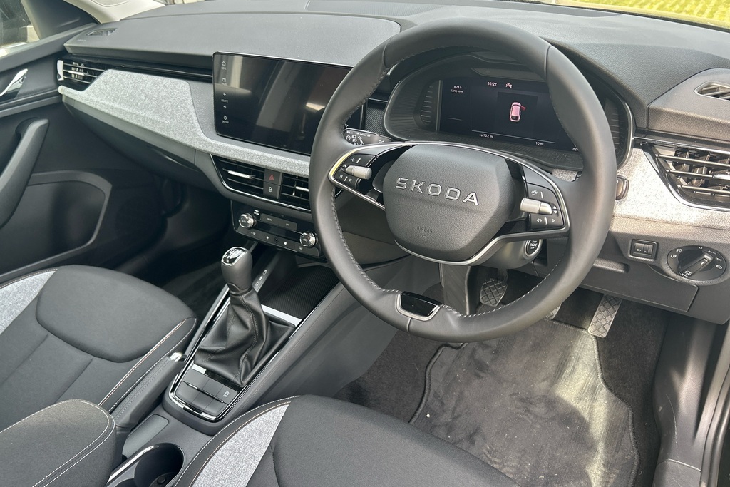 Skoda Scala 1.0 Tsi 95 Se Edition Black #6