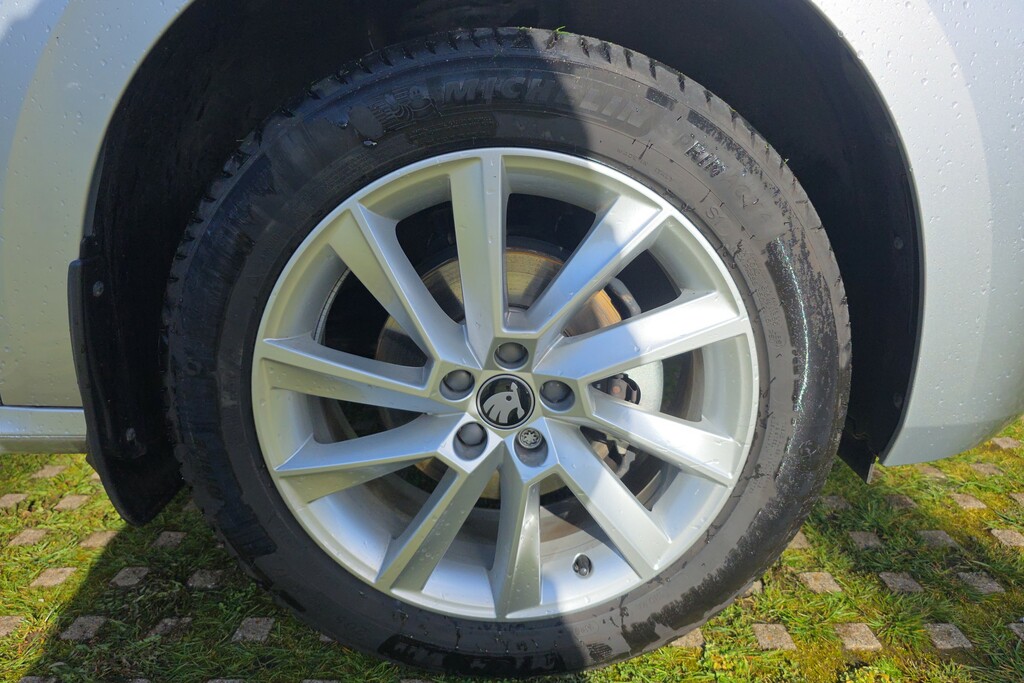 Skoda Kamiq 1.0 Tsi 95 Se Edition BT75TCX Silver #5