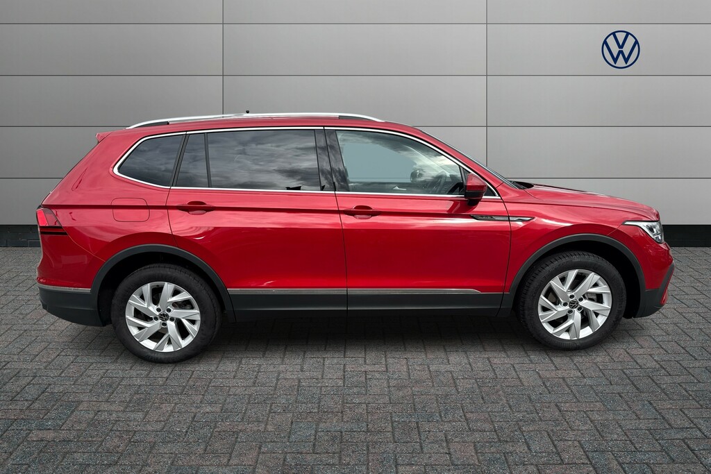 Volkswagen Tiguan Allspace 1.5 Tsi Life Dsg Red #6