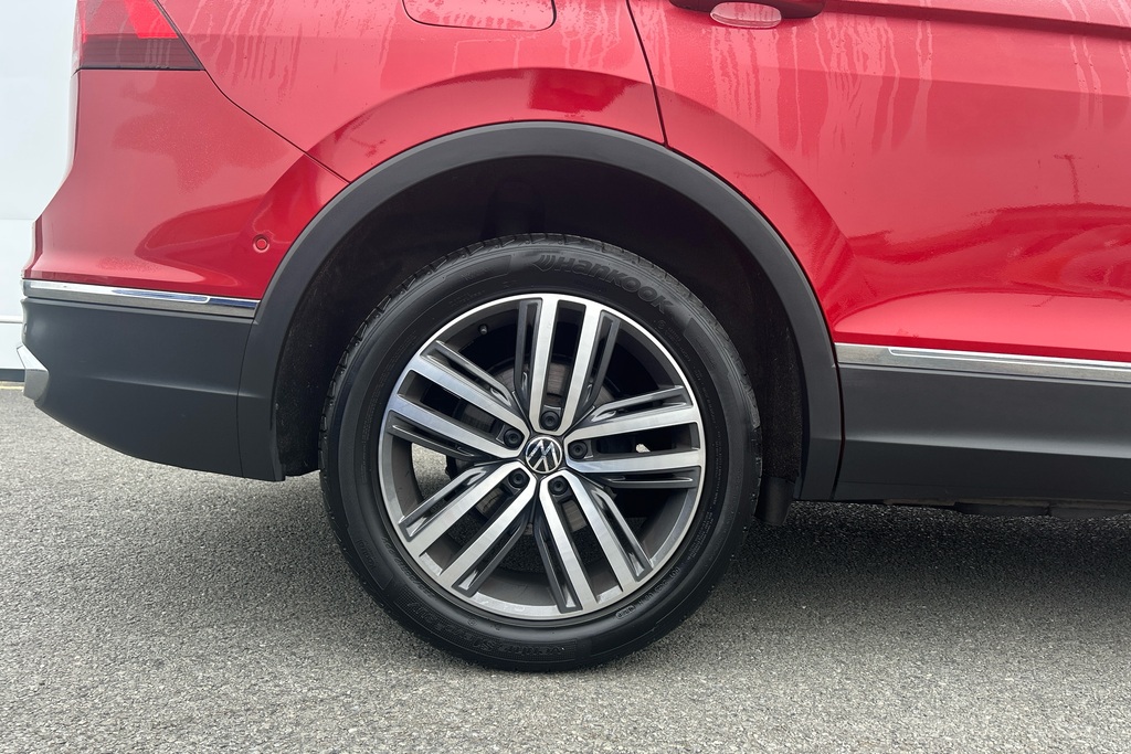 Volkswagen Tiguan Allspace 1.5 Tsi Elegance Dsg MT23FBF Red #6