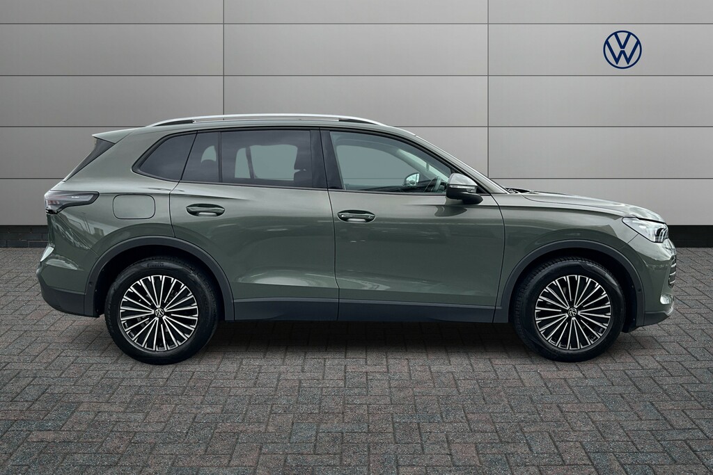 Volkswagen Tiguan 1.5 Etsi 150 Match Dsg BV74ELX Green #4