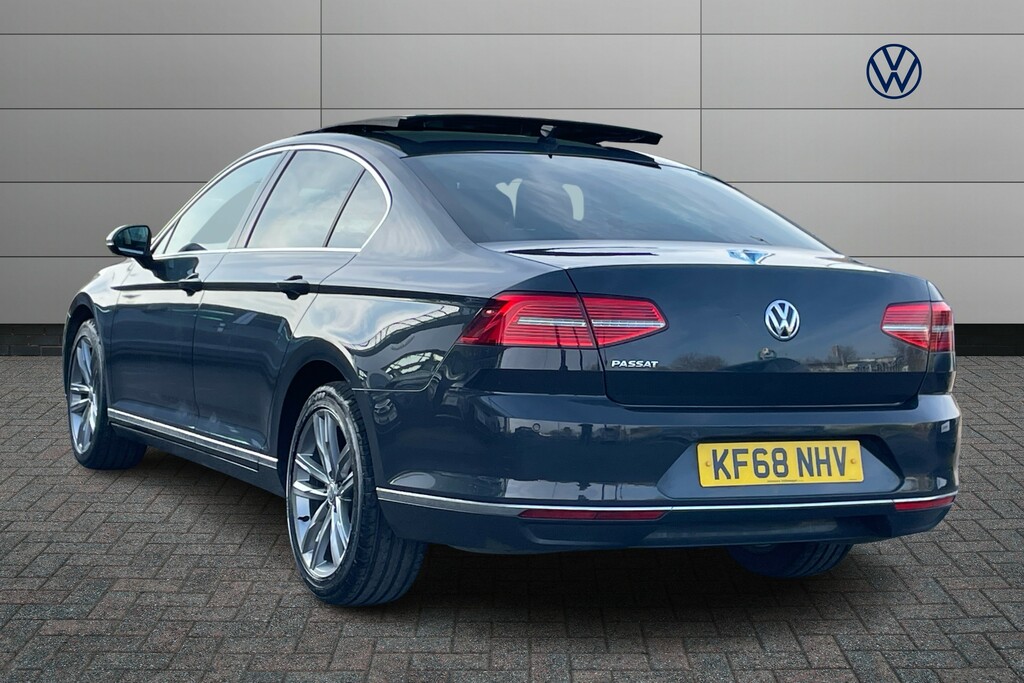 Volkswagen Passat 1.5 Tsi Evo 150 Gt Panoramic Roof Grey #3