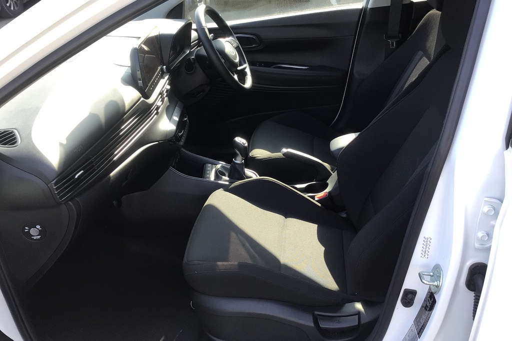 Hyundai I20 T-gdi Premium EX25BTV White #6