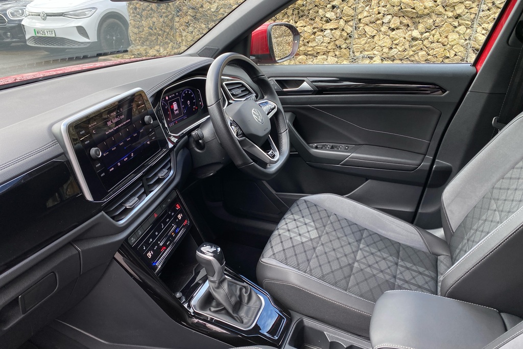 Volkswagen T-Roc 1.5 Tsi R-line Dsg MK23UYH Red #2