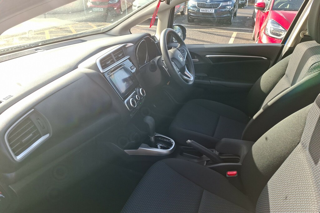 Honda Jazz 1.3 I-vtec Se Cvt YG69LTP Blue #2