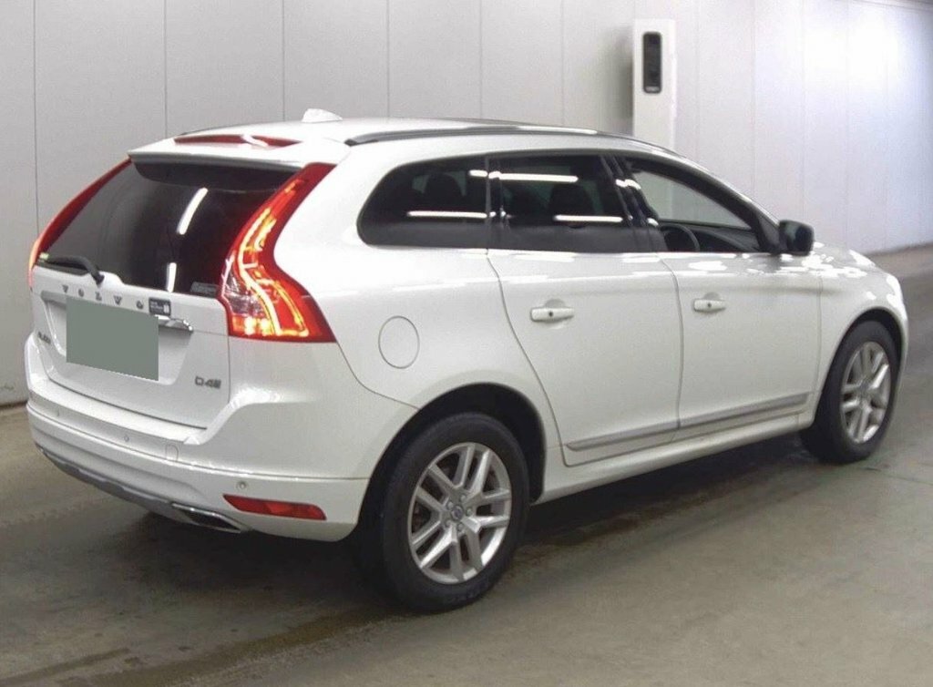 Volvo XC60 2L Se Lux Nav White #4