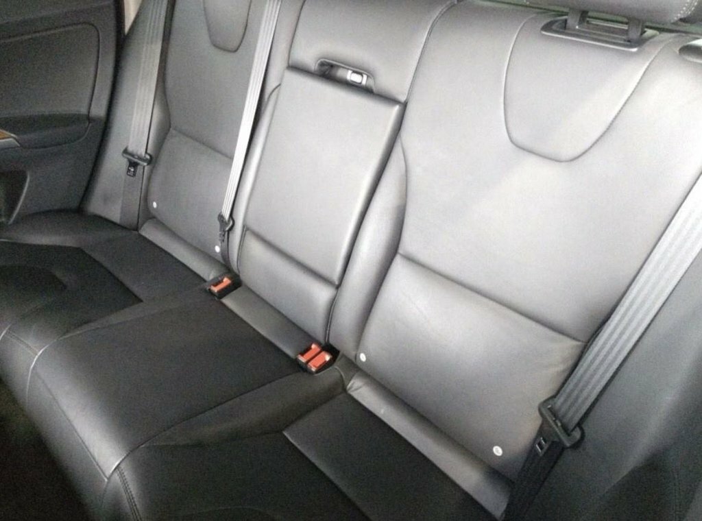 Volvo XC60 2L Se Lux Nav White #6