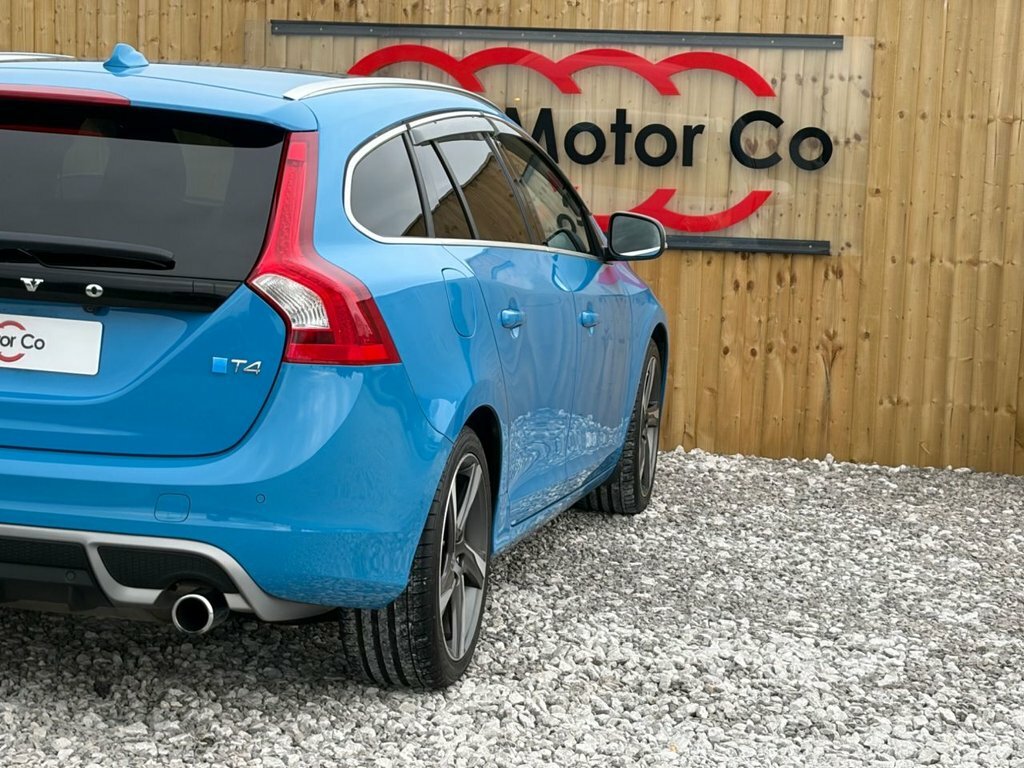 Volvo V60 2L R-design Plus Blue #6