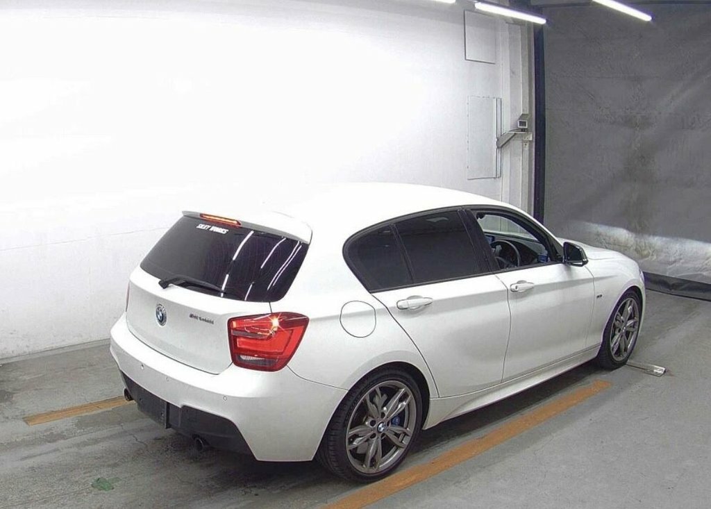 BMW 1 Series Hatchback SC13JMC White #4