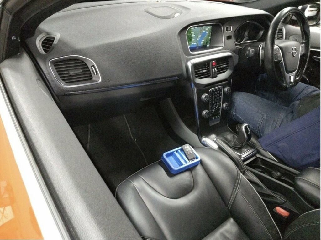 Volvo V40 2L R-design Pro Red #5