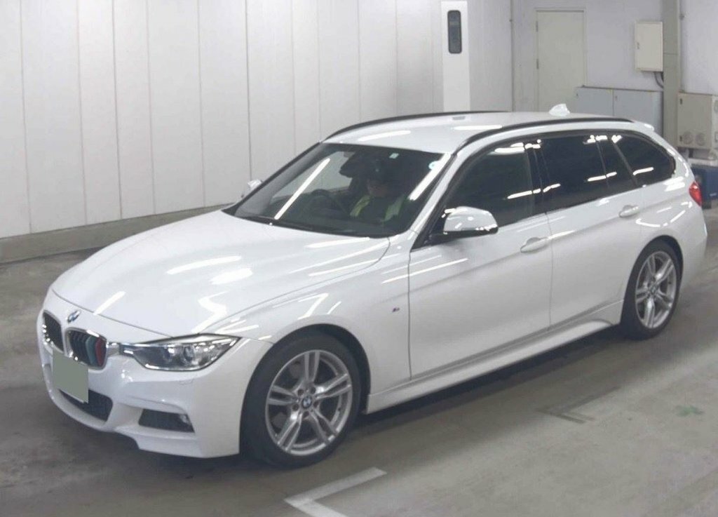 BMW 3 Series 2L M Sport White #2