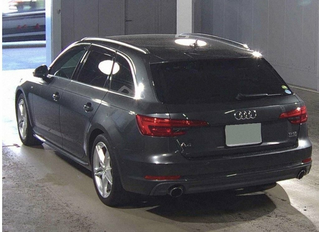 Audi A4 Avant 2L S Line KW66CMJ Grey #3