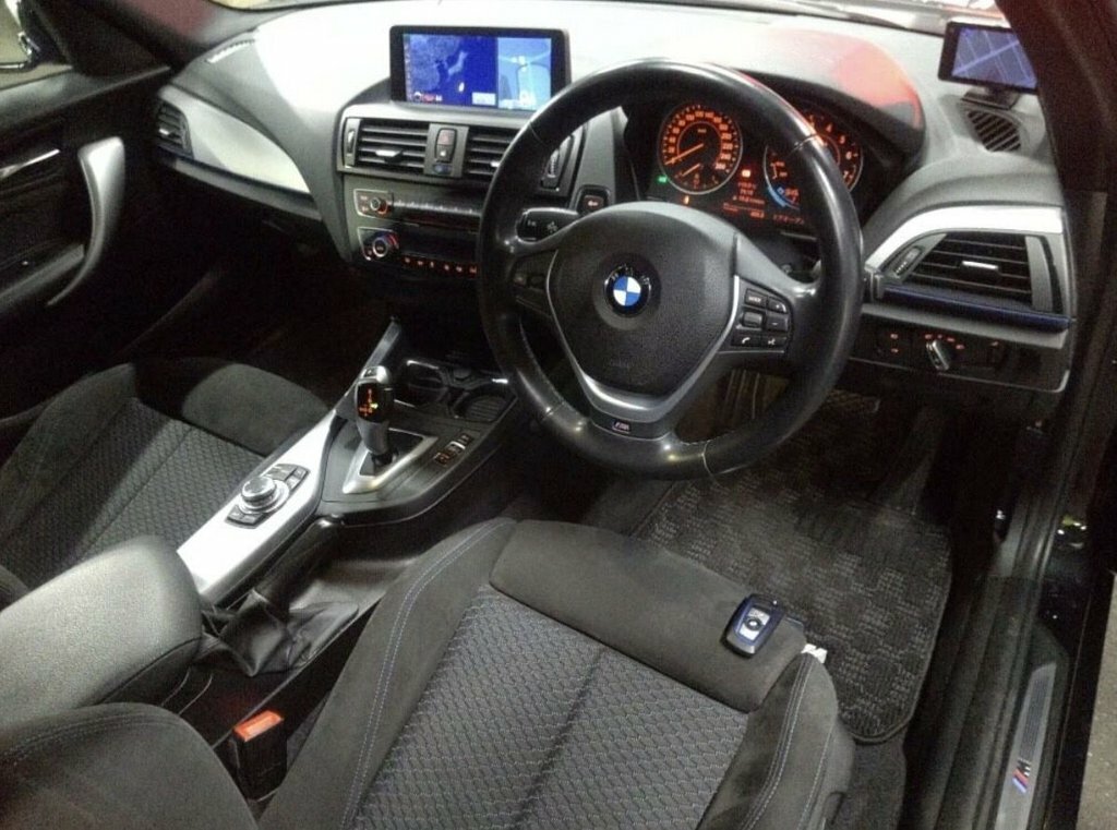 BMW 1 Series 1.6L M Sport AO64CMJ Black #5