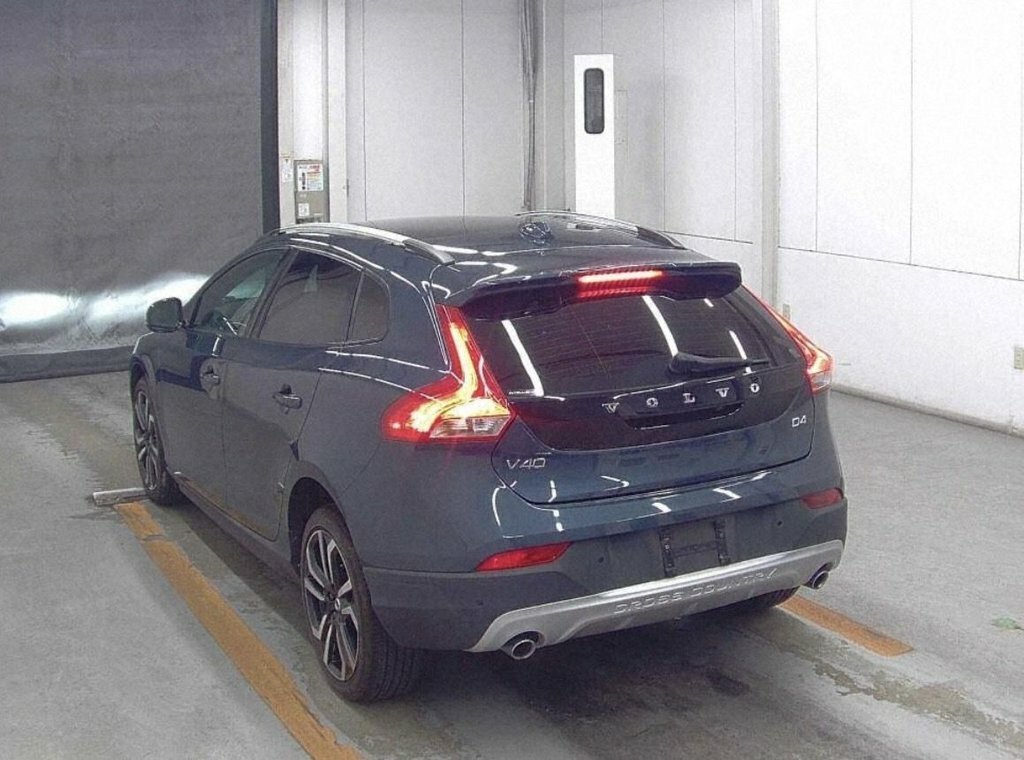 Volvo V40 Cross Country 2L Pro Blue #3
