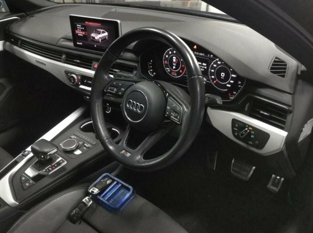 Audi A4 2L S Line MV16CMJ Black #5