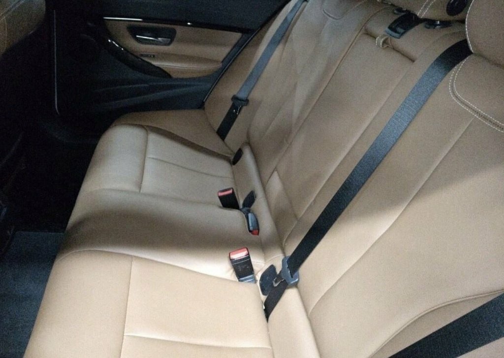 BMW 3 Series 2L M Sport White #6