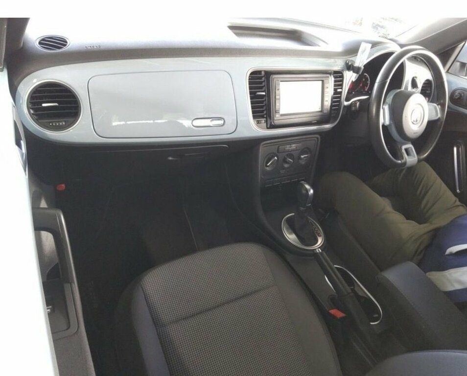 Volkswagen Beetle 1.2L Design Blue #5