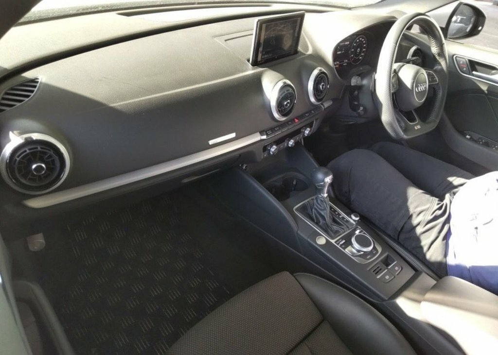 Audi A3 1L S Line GK17CMJ White #5