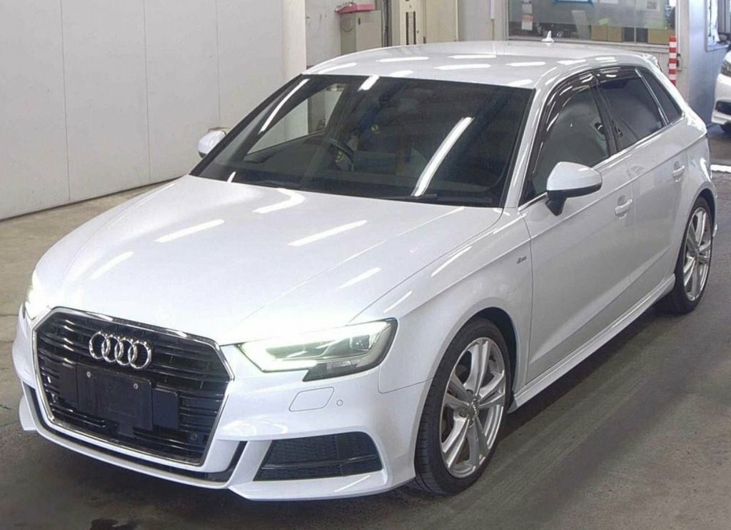 Audi A3 1L S Line GK17CMJ White #2
