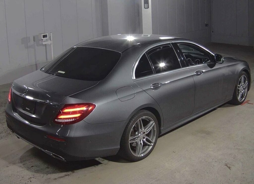 Mercedes-Benz E Class 2L Amg Line LL66CMJ Grey #4