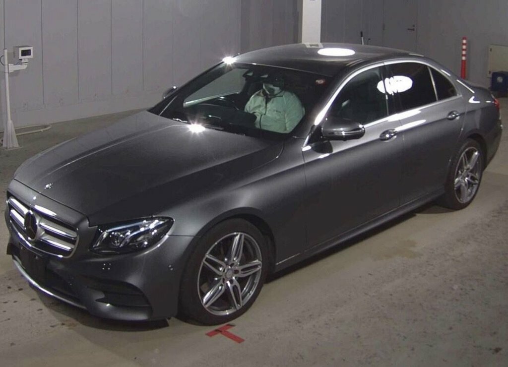 Mercedes-Benz E Class 2L Amg Line LL66CMJ Grey #2