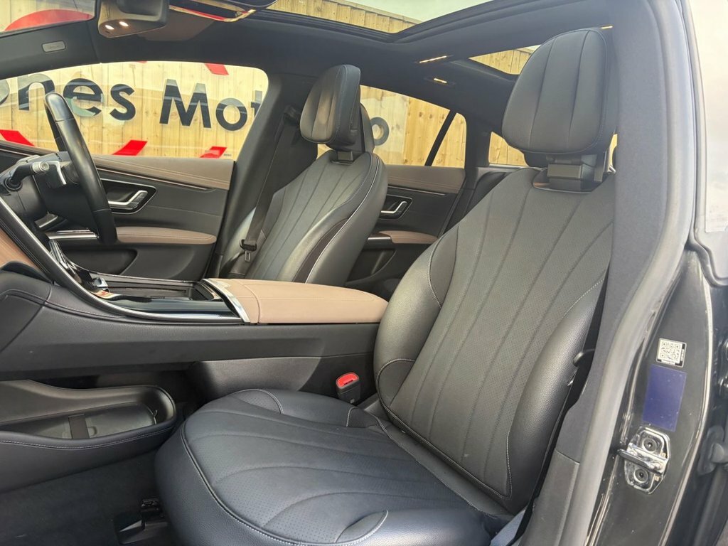 Mercedes-Benz EQS Eqs 450 Amg Line White #19