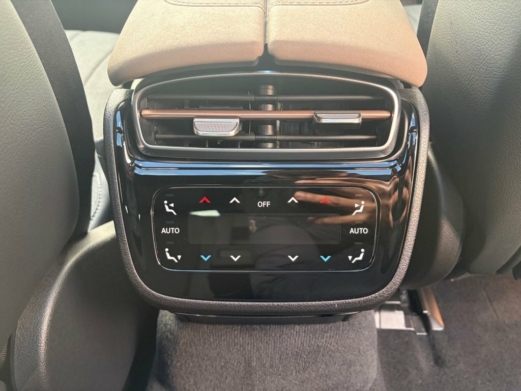 Mercedes-Benz EQS Eqs 450 Amg Line White #26