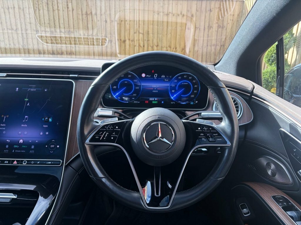 Mercedes-Benz EQS Eqs 450 Amg Line White #15