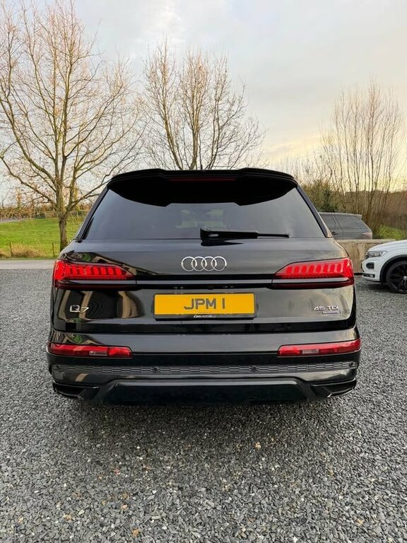 Audi Q7 2021 3.0 Tdi V6 45 S Line Suv Tiptronic AP70XFL Black #4