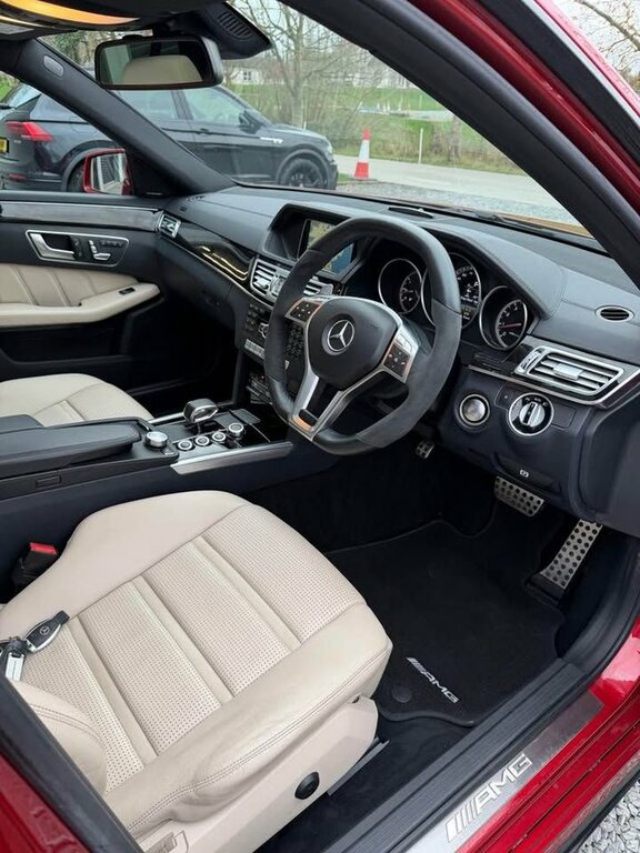 Mercedes-Benz E Class 2014 5.5 E63 V8 Biturbo Amg Saloon Spds Red #6
