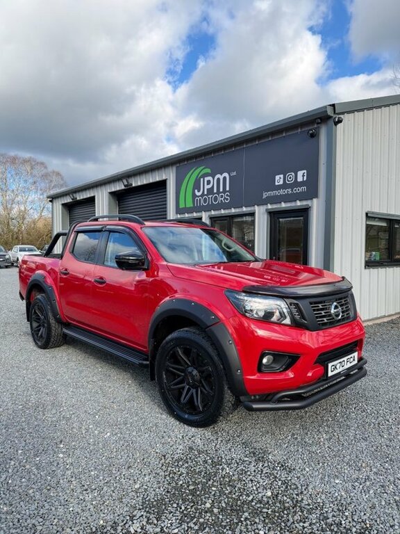 Nissan Navara 2020 2.3 Dci Tekna Pickup Double Cab Ma Red