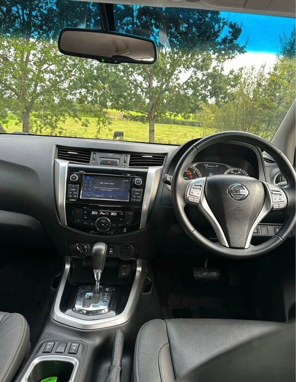 Nissan Navara 2017 2.3 Dci Tekna Pickup Double Cab Au SL67FZT White #6