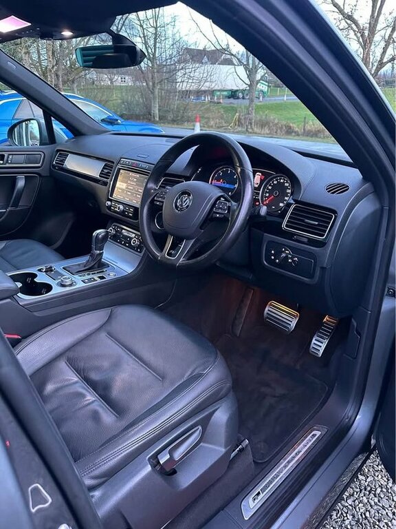 Volkswagen Touareg 2017 3.0 Tdi V6 R-line Suv Tiptronic 4W BL17VWS Grey #5