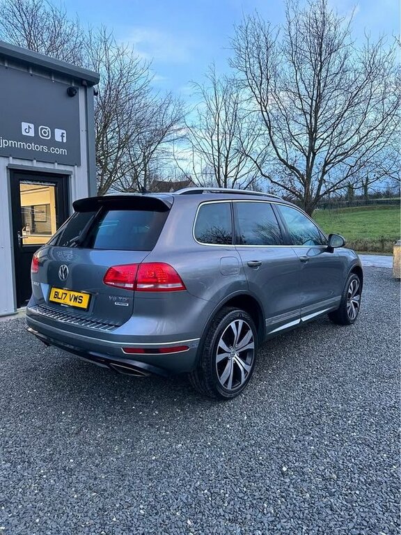 Volkswagen Touareg 2017 3.0 Tdi V6 R-line Suv Tiptronic 4W BL17VWS Grey #4