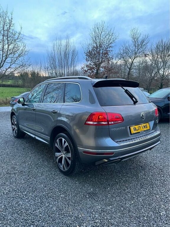 Volkswagen Touareg 2017 3.0 Tdi V6 R-line Suv Tiptronic 4W BL17VWS Grey #3