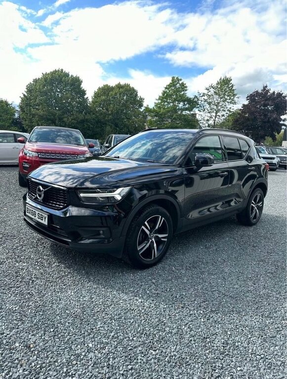 Volvo XC40 2018 2.0 D3 R-design Suv Euro 6 BX68SBY Black #3