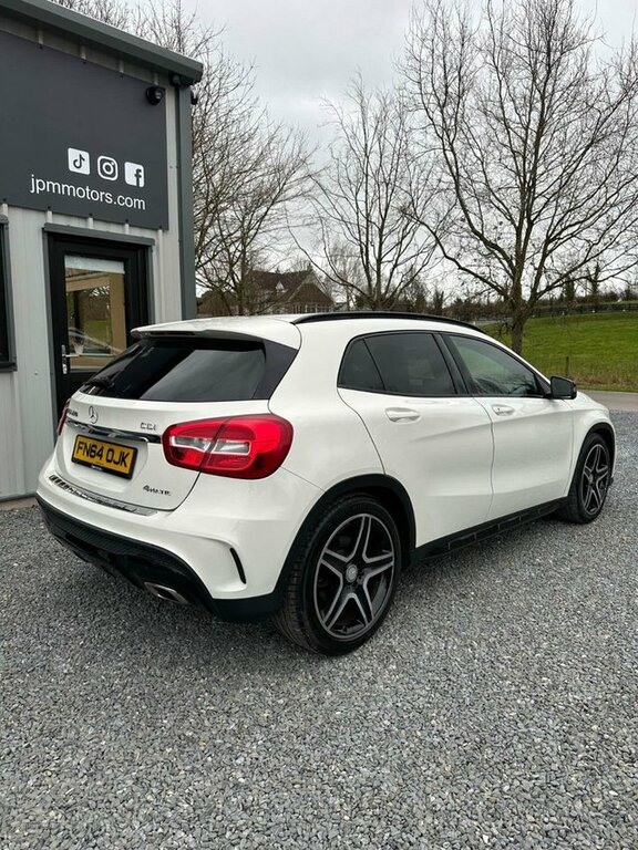 Mercedes-Benz GLA Class 2014 2.1 Gla220 Cdi Amg Line Suv 7G-dct FN64OJK White #2