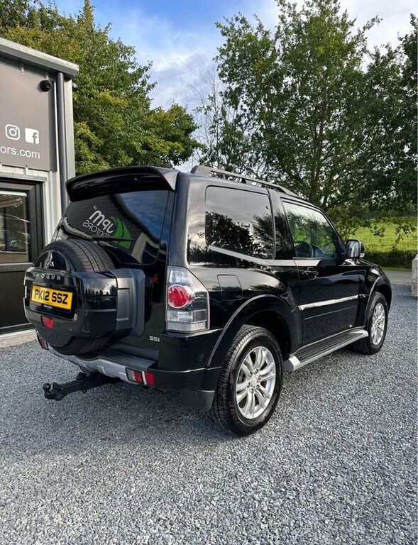 Mitsubishi Shogun 2012 3.2 Di-dc Sg2 Suv 4Wd Euro Black #2
