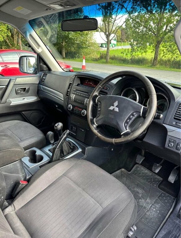 Mitsubishi Shogun 2012 3.2 Di-dc Sg2 Suv 4Wd Euro Black #5